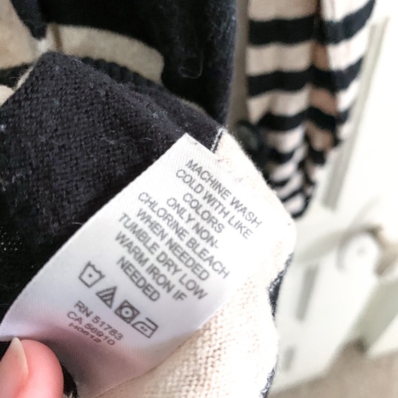 Striped oversized sweater - Picture 4 of 4